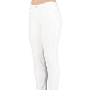 Adrienne Vittadini Straight Leg Jean in White